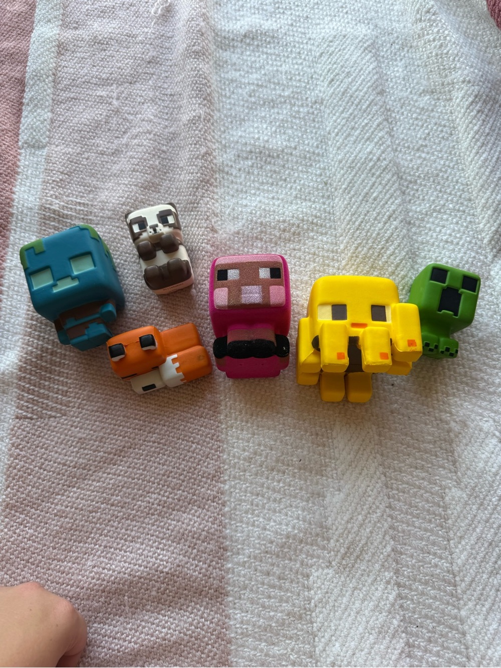 Minecraft Mini squishy Figures -, Pink, Blue, Green, Orange, Brown Characters